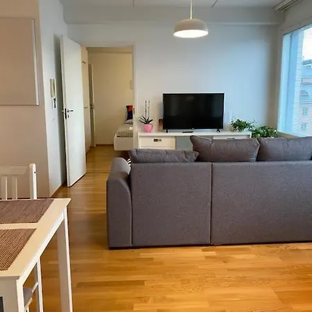 Downtown Minimalist With Balcony 59m2