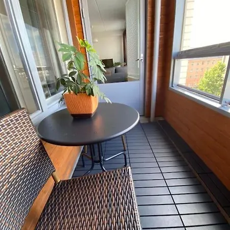 Downtown Minimalist With Balcony 59m2 Turku